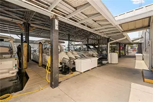 705 11th St S, Naples, FL 34102 - Photo 5