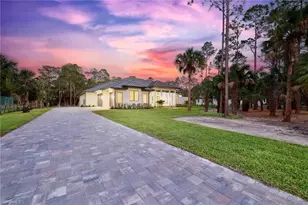 524 13th St SW, Naples, FL 34117 - Photo 3