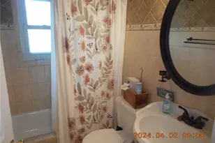 1828 SW 2nd Pl, Cape Coral, FL 33991 - Photo 17