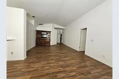 15258 Cricket Ln, Fort Myers, FL 33919 - Photo 5