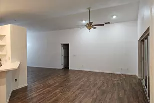 15258 Cricket Ln, Fort Myers, FL 33919 - Photo 11