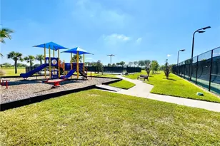 14297 Oviedo Pl, Fort Myers, FL 33905 - Photo 29