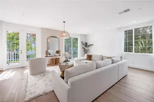 888 10th St S, Naples, FL 34102 - Photo 7