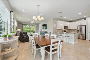 7602 Jacaranda Ln, Naples, FL 34114 - Photo 5