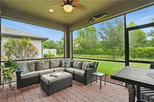 7602 Jacaranda Ln, Naples, FL 34114 - Photo 11