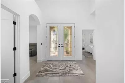 6903 Mauna Loa Ln, Naples, FL 34113 - Photo 9