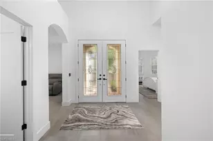 6903 Mauna Loa Ln, Naples, FL 34113 - Photo 9