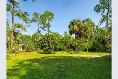 330 Wilson Blvd S, Naples, FL 34117 - Photo 45