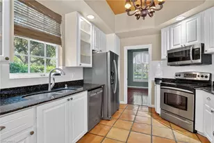 5902 Bermuda Ln, Naples, FL 34119 - Photo 13