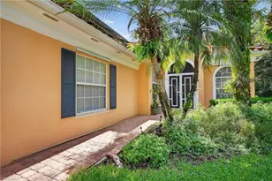5902 Bermuda Ln, Naples, FL 34119 - Photo 3