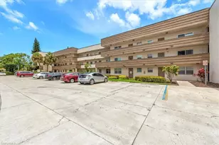 499 Forest Lakes Blvd, Naples, FL 34105 - Photo 1