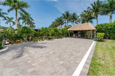 13379 Snook Cir, Naples, FL 34114 - Photo 3