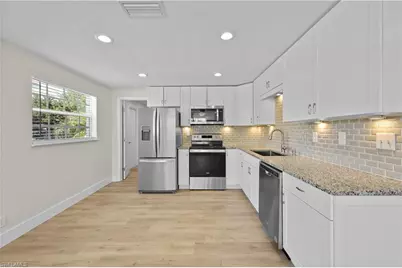 761 95th Ave N, Naples, FL 34108 - Photo 9