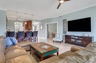 4650 Yacht Harbor Dr, Naples, FL 34112 - Photo 7