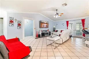 32 Lincoln Ave, Lehigh Acres, FL 33936 - Photo 7