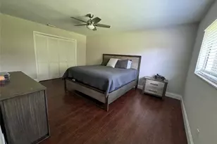 857 Palm View Dr, Naples, FL 34110 - Photo 5