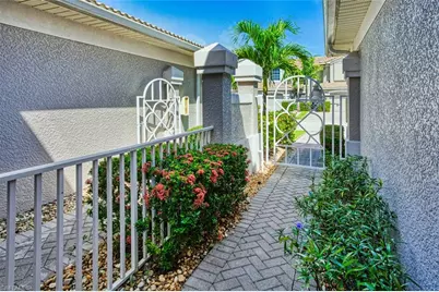 10011 Sky View Way #1803, Fort Myers, FL 33913 - Photo 7