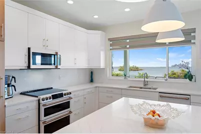 21521 Widgeon Ter, Fort Myers Beach, FL 33931 - Photo 15