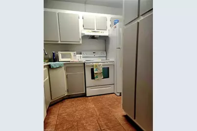 9610 Green Cypress Ln #4, Fort Myers, FL 33905 - Photo 11
