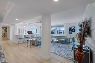 4041 Gulf Shore Blvd N, Naples, FL 34103 - Photo 5