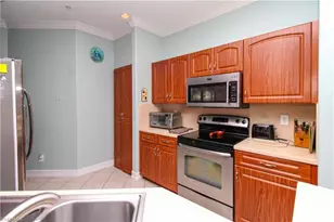 817 Carrick Bend Cir, Naples, FL 34110 - Photo 31