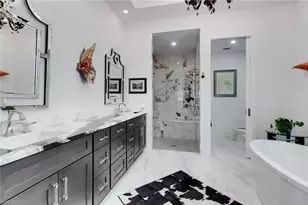 1262 10th St N, Naples, FL 34102 - Photo 15