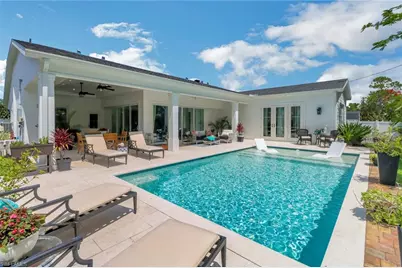 1262 10th St N, Naples, FL 34102 - Photo 27