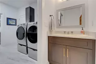 1262 10th St N, Naples, FL 34102 - Photo 23