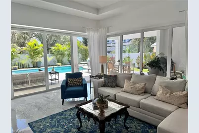 1262 10th St N, Naples, FL 34102 - Photo 3