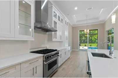 14302 Charthouse Cir, Naples, FL 34114 - Photo 15