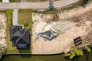 4230 NE 17th Ave, Cape Coral, FL 33909 - Photo 11