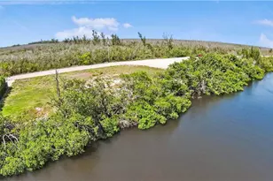 2807 Cussell Dr, Saint James City, FL 33956 - Photo 3