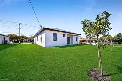 404 SW 28th Pl, Cape Coral, FL 33991 - Photo 23