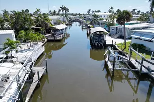 11370 Bougainvillea Ln, Fort Myers Beach, FL 33931 - Photo 5