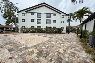 7925 Preserve Cir, Naples, FL 34119 - Photo 47