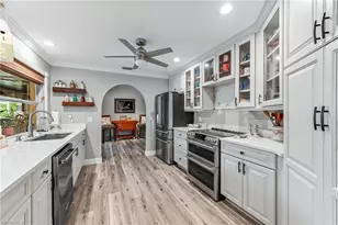 2812 SW 29th Ave, Cape Coral, FL 33914 - Photo 11