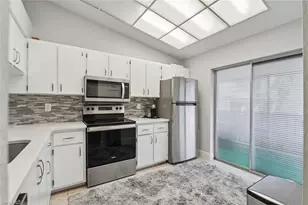 3410 Frosty Way, Naples, FL 34112 - Photo 7