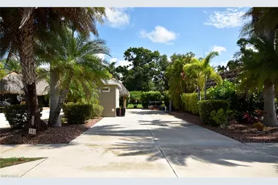 10339 Prairie Iris Trl, Fort Myers, FL 33905 - Photo 3