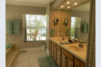 13080 Bridgeford Ave, Bonita Springs, FL 34135 - Photo 11