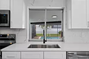 2285 SE 28th St, Cape Coral, FL 33904 - Photo 5