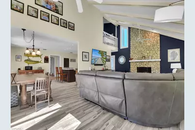 6260 Cypress Hollow Way, Naples, FL 34109 - Photo 9