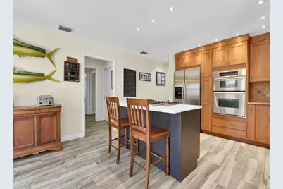 6260 Cypress Hollow Way, Naples, FL 34109 - Photo 11