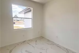 2805 26th St SW, Lehigh Acres, FL 33976 - Photo 21