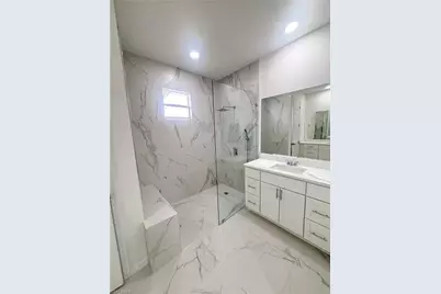 2805 26th St SW, Lehigh Acres, FL 33976 - Photo 11