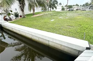 11271 Azalea Ln, Fort Myers Beach, FL 33931 - Photo 7