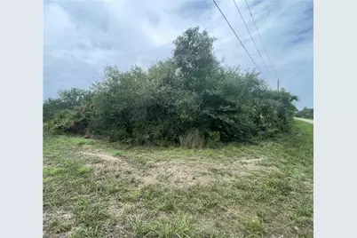 1000 W 14th St, Lehigh Acres, FL 33972 - Photo 1
