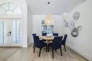 914 Marble Dr, Naples, FL 34104 - Photo 13