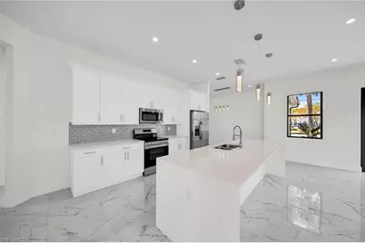 3034 Chiquita Blvd N, Cape Coral, FL 33993 - Photo 5