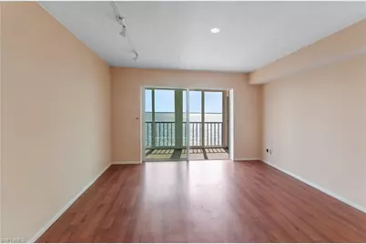 4015 SE 20th Pl #301, Cape Coral, FL 33904 - Photo 9