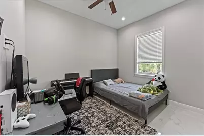 3219 64th Ave NE, Naples, FL 34120 - Photo 13